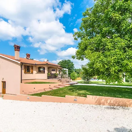 Vila Villa Lorna Lucia Žminj