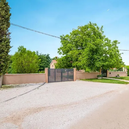 Villa Lorna Lucia * Žminj